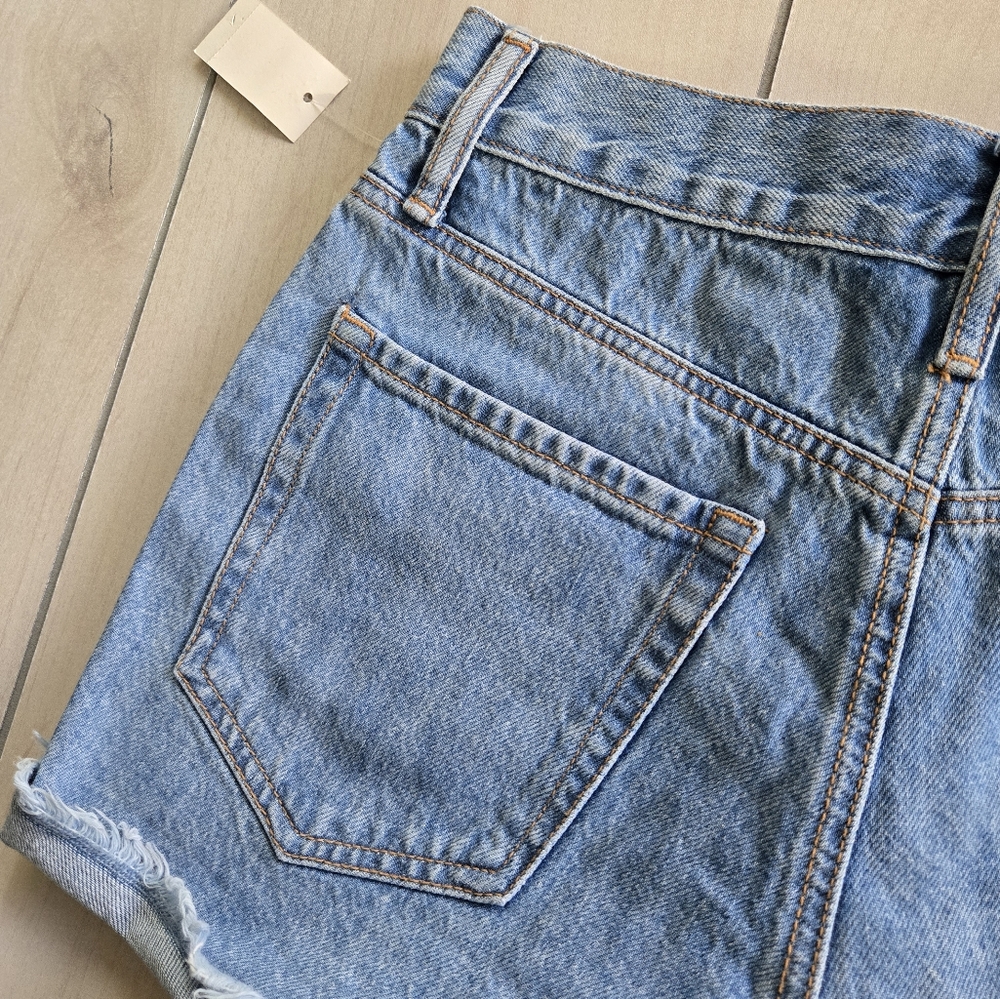 NWT Aeropostale 3.25" Buttonfly Jean Mom Shorts Frayed Rolled Hem - Picture 7 of 13